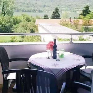 Nevistic , Tribalj Horvátország