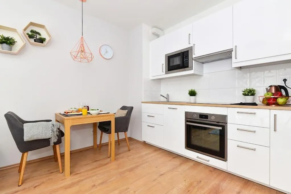 Laurel Bay Apartment بودابست المجر